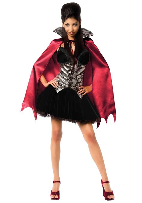 10 Stunning Vampire Costume Ideas For Women 2024