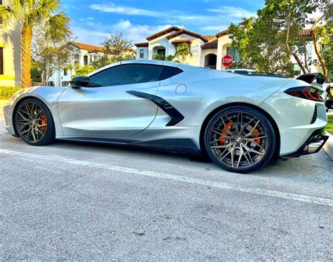 Chevrolet Corvette C8 Stingray White Signature Sv309s Wheel Front