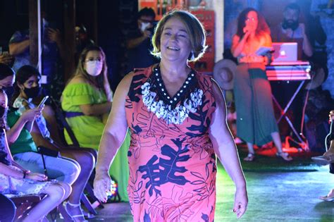 Sereias Da Penha Apresentam Nova Cole O Em Desfile Que Marca