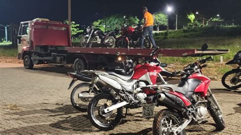 Pm Apreende Motos Utilizadas Em Manobras Perigosas