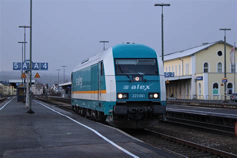 Alex 223 081 Steht Mit Den Zugteilen Aus Hof Und Prag In Schwandorf Zur