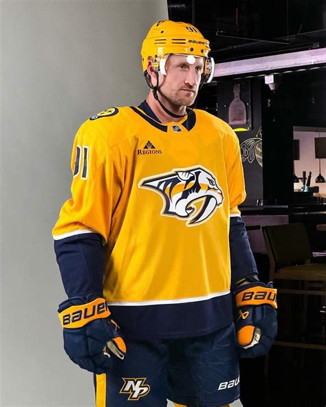 Steven Stamkos Media Day First Look Nashville Predators 8x10 Nhl Hockey