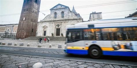 Torino Tornano Attive Le Ztl E Strisce Blu In Cantiere Anche Nuovo