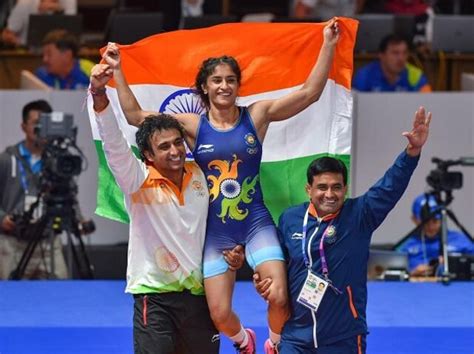 Asian Games Day 2 Highlights Vinesh Wins India S 1st Women Wrestling Gold Business Standard News