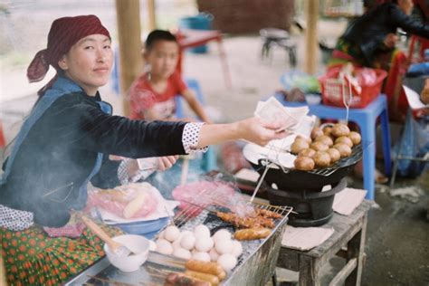 Street food in Vietnam - Discover Vietnamese cuisine with Asia Someday