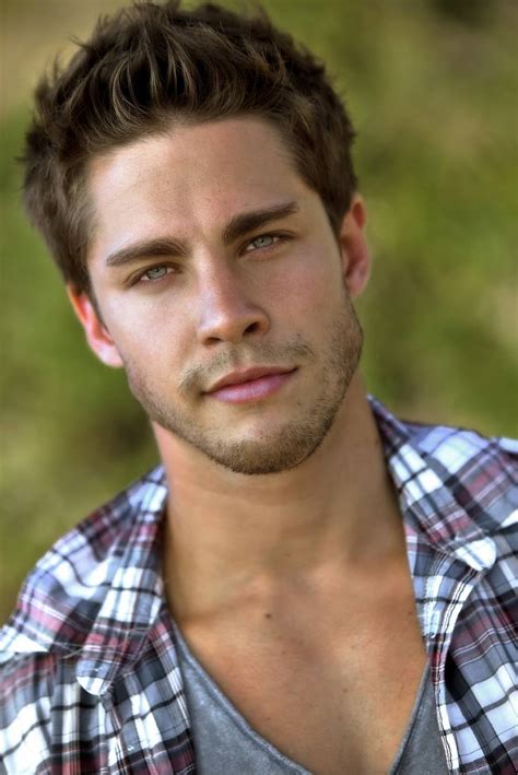 What The Heck Trending Now Glee S Dean Geyer Sexiest Photos Top