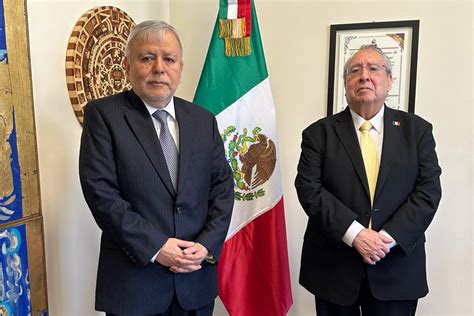 Reunión con el Embajador de México ante la Santa Sede S E Alberto