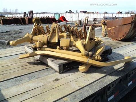 Caterpillar Scarifier Caterpillar 135h And 140m Motor Grader