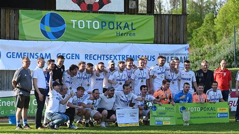 Fu Ball Bezirksliga Ost Der Ssv Kasendorf Zieht Nach Der Saison Seine