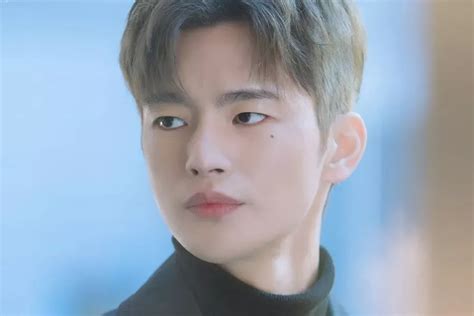 Seo In Guk Muestra Un Aura Misteriosa En El Pr Ximo Drama Doom At Your