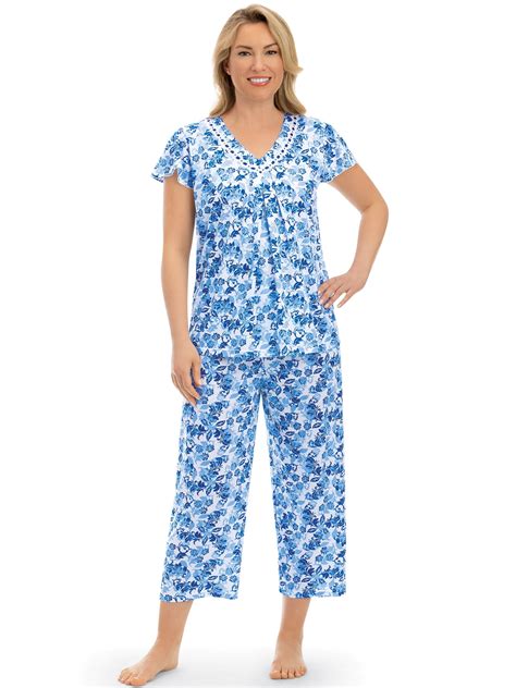 Collections Etc Stylish 2 Piece Knit Floral Print Capri Pajama Set