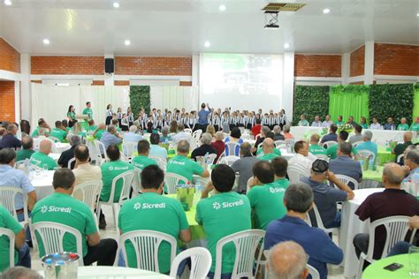 Conexão Anual valoriza quem faz parte da história da Sicredi Conexão