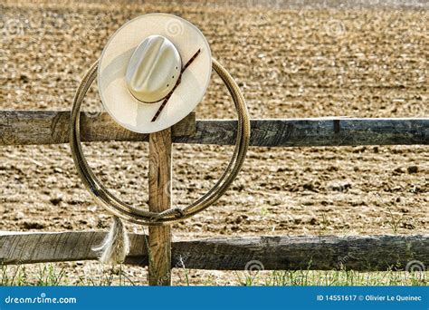 American West Rodeo Cowboy Hat And Lasso On Fence Stock Image Image