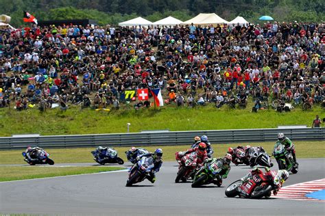 Wsbk Announces The Calendar For 2024 Very European With Two Debuts