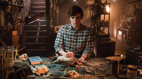 Bates Motel ¿la Perfecta Precuela De Psicosis Avanti Producciones