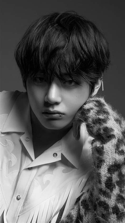 Bts V Intense Look Korean Singer HD Phone Wallpaper Peakpx