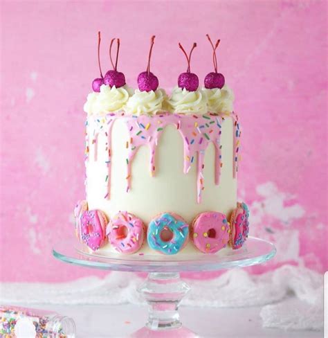 Stunning top barbie themed cake design and delicious pink cake decorating ideas – Artofit