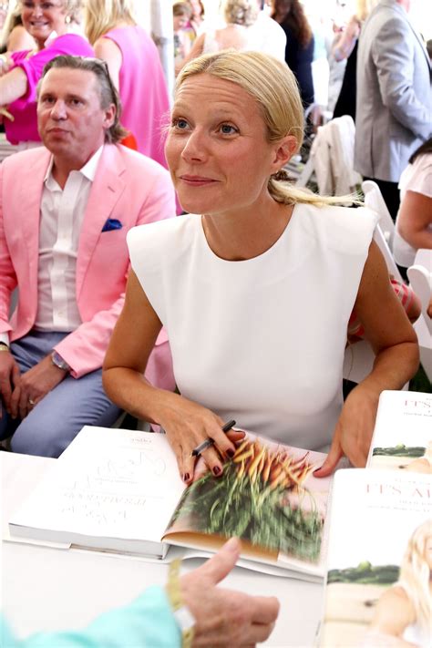 Photo Gwyneth Paltrow Lors De La Soir E Authors Night New York Le