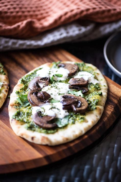 Mushroom Pesto Flatbread Pizza Dude That Cookz