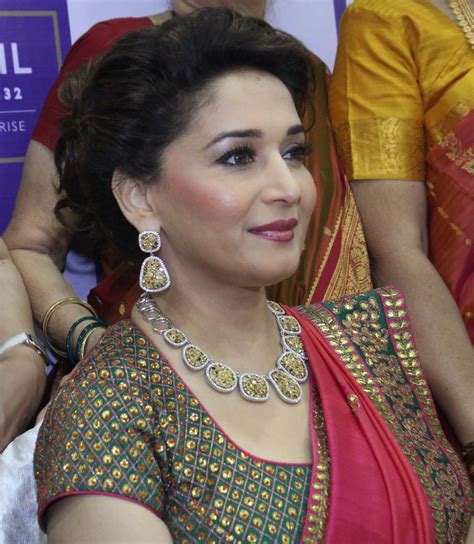 Madhuri Dixit High Definition Photos In Saree Trionic Tube Sex