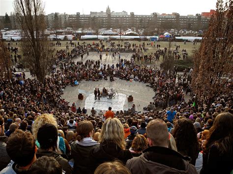 Karaoke Im Mauerpark Freunde Des Mauerparks Flickr