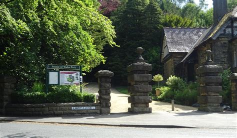 Prince Of Wales Park Park In Bingley Bingley Bradford
