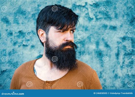 Hombre Barbudo Con Barba Gay Concepto De Barber A Imagen De Archivo Imagen De Unshaven