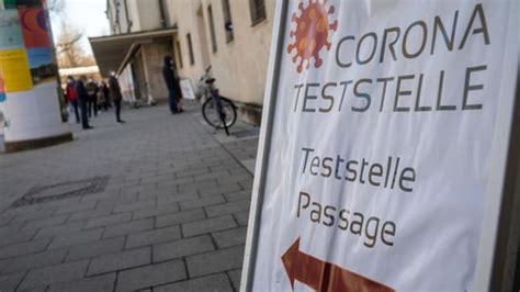 RKI Fallzahlen 9557 Corona Neuinfektionen und 300 neue Todesfälle