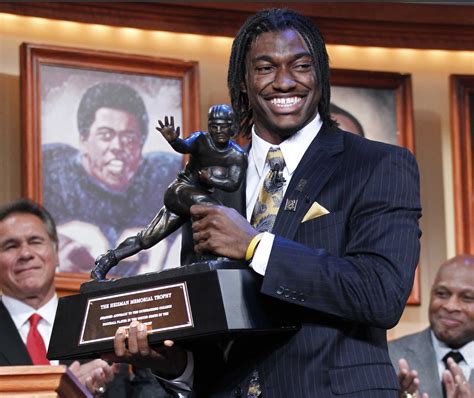 Griffin becomes Baylor's first Heisman winner
