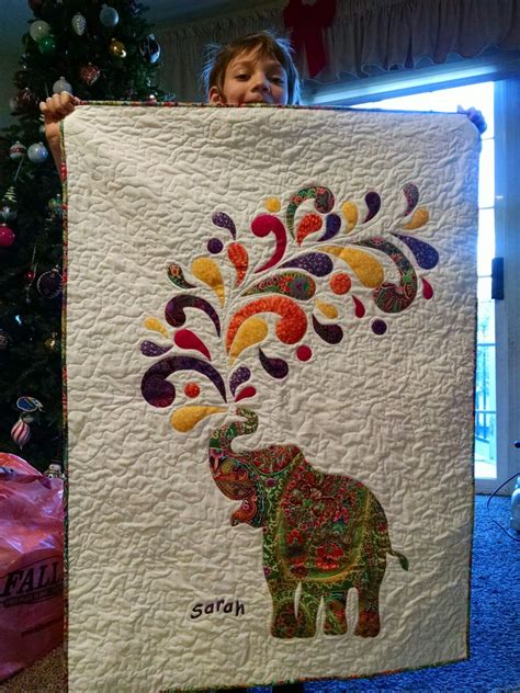 Sarah Zeleniaks Quilt Dec 2016 Pattern Paisley Splash Elephant