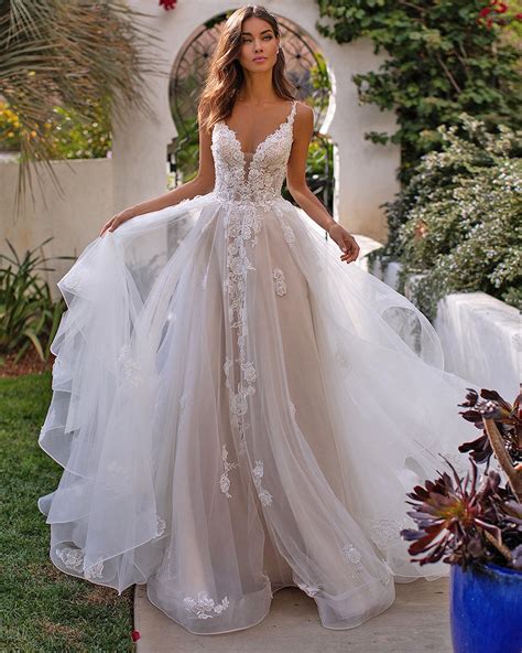 Sweetheart Lace A Line Wedding Dress