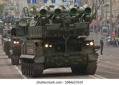 Antiaircraft Missile System Tor Sa15 Gauntlet Stock Photo 1084627619 ...