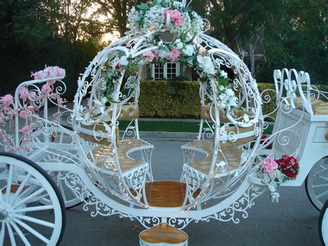 16 Cinderella Wedding Ideas Everyone Will Love - Magical Day Weddings