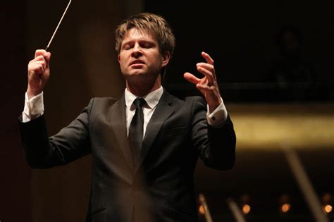 Krzysztof Urbański Named Chief Conductor of the Bern Symphony Orchestra