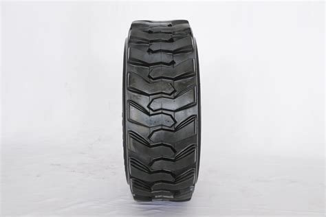 China Industrial Tyre 10 16 5 And 12 16 5 L2 Pattern Bobcat Tyre