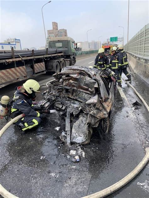 【西濱車禍】 混凝土車撞轎車燒成火球 一家人2死1重傷 社會 中時新聞網