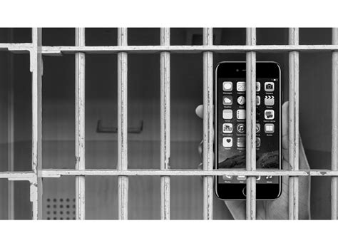 Managed Access: Wireless Containment Solutions - Securus Technologies