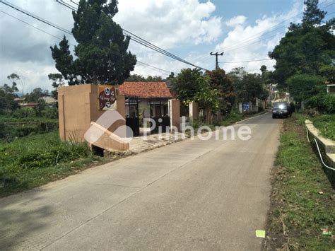 disewakan rumah pinggir jalan komersial cocok  kafee  jl karang