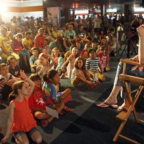 Dolphin Tale 2 Hazel
