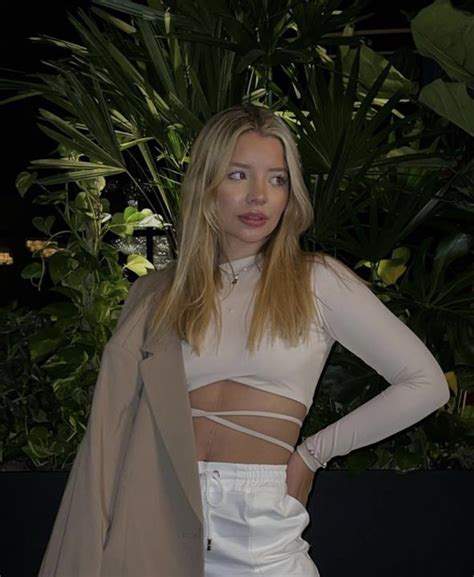 BUSITO NUDE TSESTILO YERBABUENA