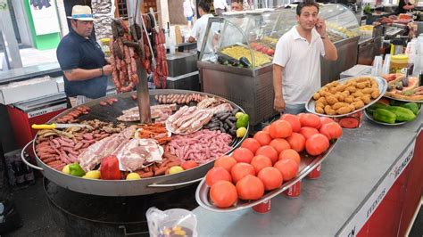 Hogueras De Alicante La Vida Vuelve A Las Barracas Y Rac S