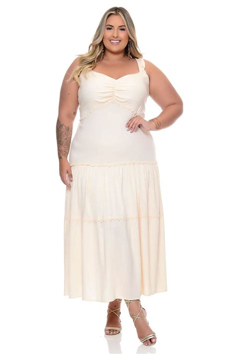 Vestido Plus Size Longo Decote Cora O Bege Vk Moda Plus Size