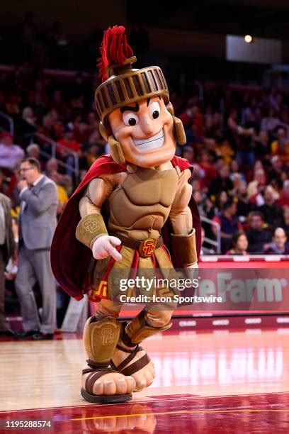 La Mascot Photos and Premium High Res Pictures - Getty Images