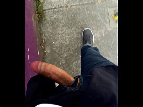 Me Masturbo En La Calle XVIDEOS