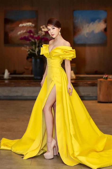 Hot girl Sam ngày càng ăn mặc sexy và táo bạo sao