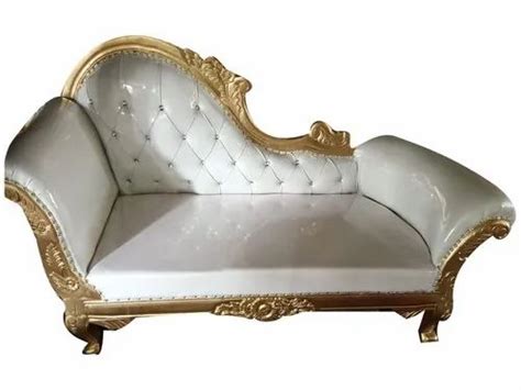 White And Golden Modern Two Seater Wedding Sofa At Rs 9000 Piece In