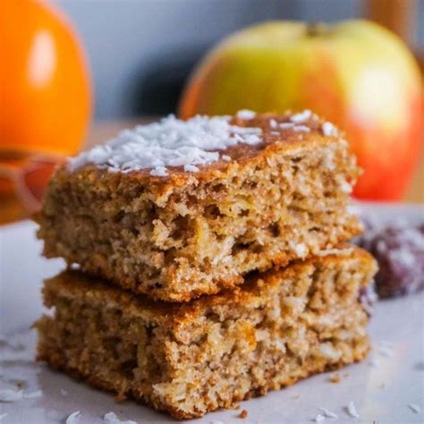 Healthy And Delicious Apple Cake Recipe