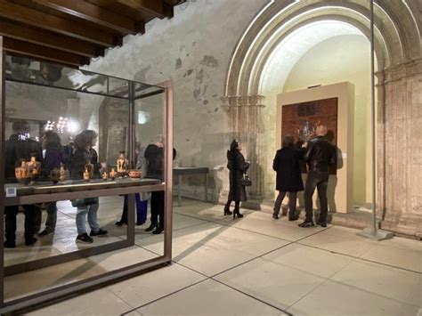 Meditazione Visiva La Mostra Di Piero Zuccaro Al Castello Ursino Di