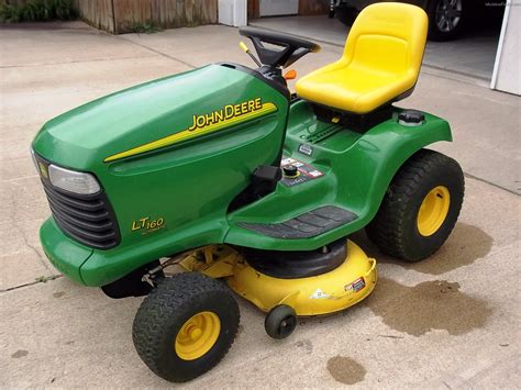 2003 John Deere LT160 Lawn Garden And Commercial Mowing John Deere