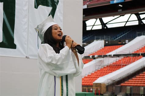 Aiea High School Graduation Class of 2017